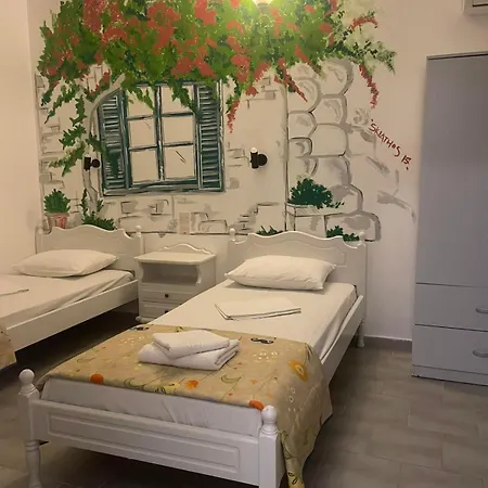 Rigas-zoi 5 ゲストハウス *